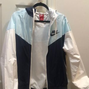 Nike windbreaker
